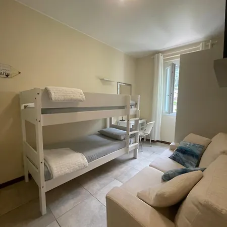 Apartment Riva Al