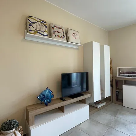 Riva Al Apartment *