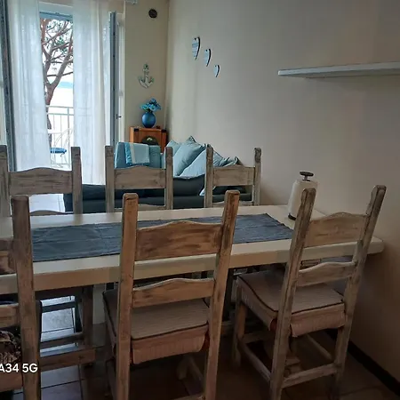 Apartment Riva Al